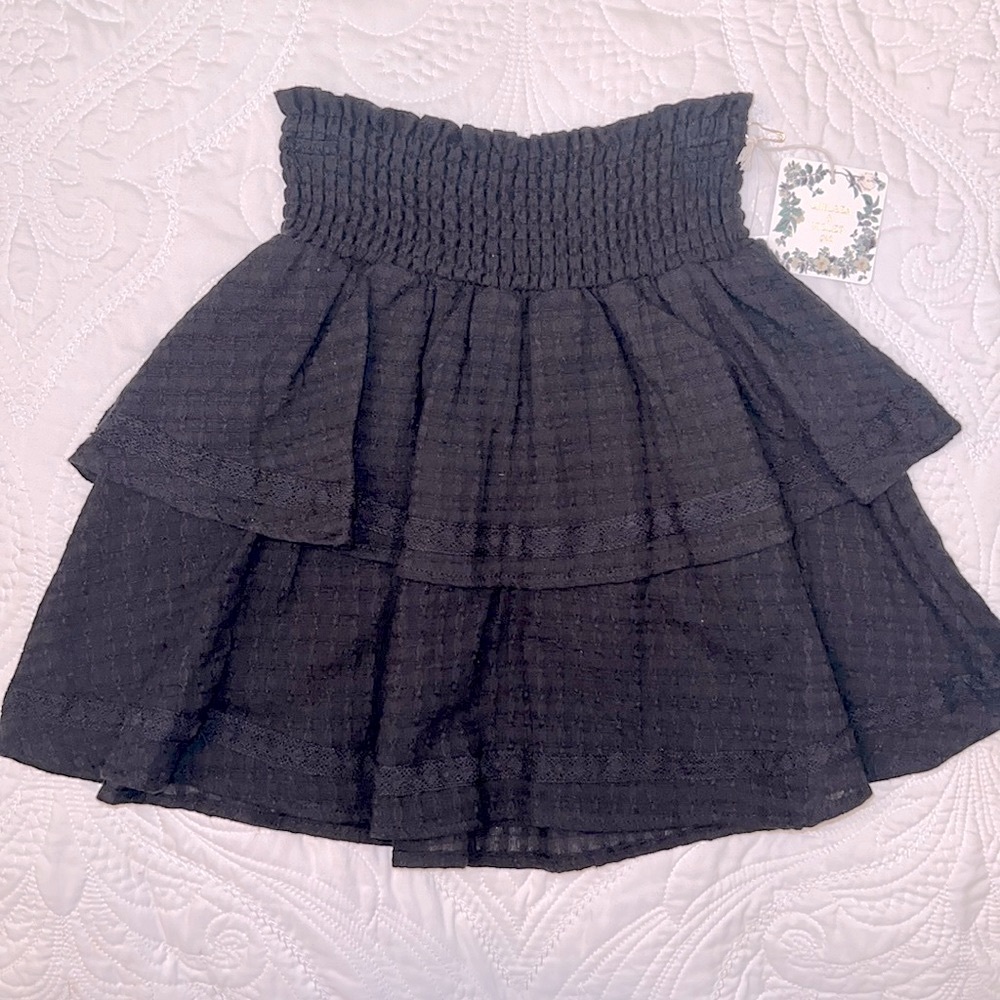 NWT Girls Chelsea & Violet Black Tier Skirt, Medium